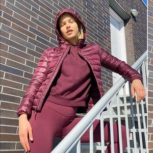 TNA Artitzia Botanie Super Light Puff